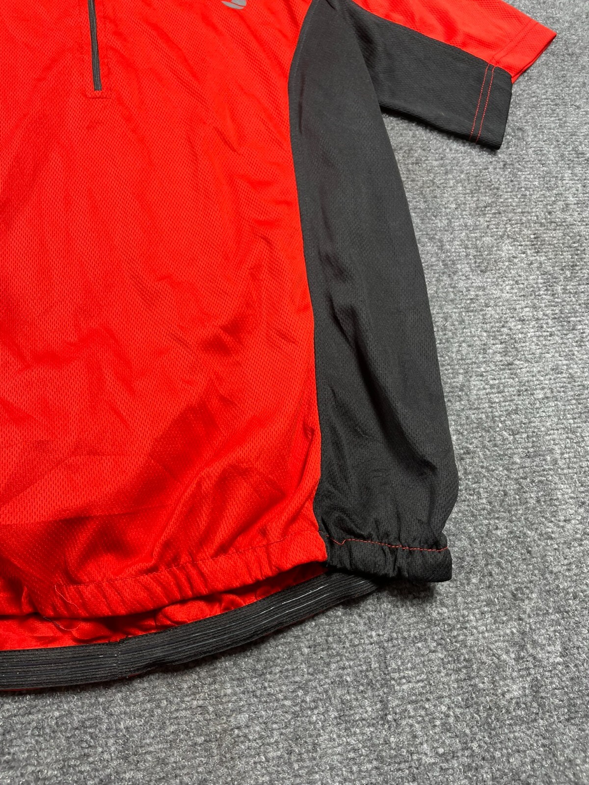 Tenn Men’s T-Shirt Red Half Zip Back Pockets Short Sleeve Size L(42-44)