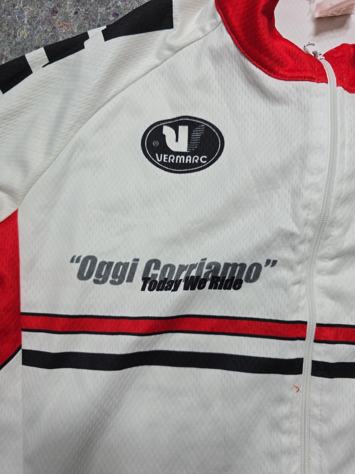 Vermarc Jersey Men’s Cycling Size S Red and White Short Sleeve Full Zip (A3-68)