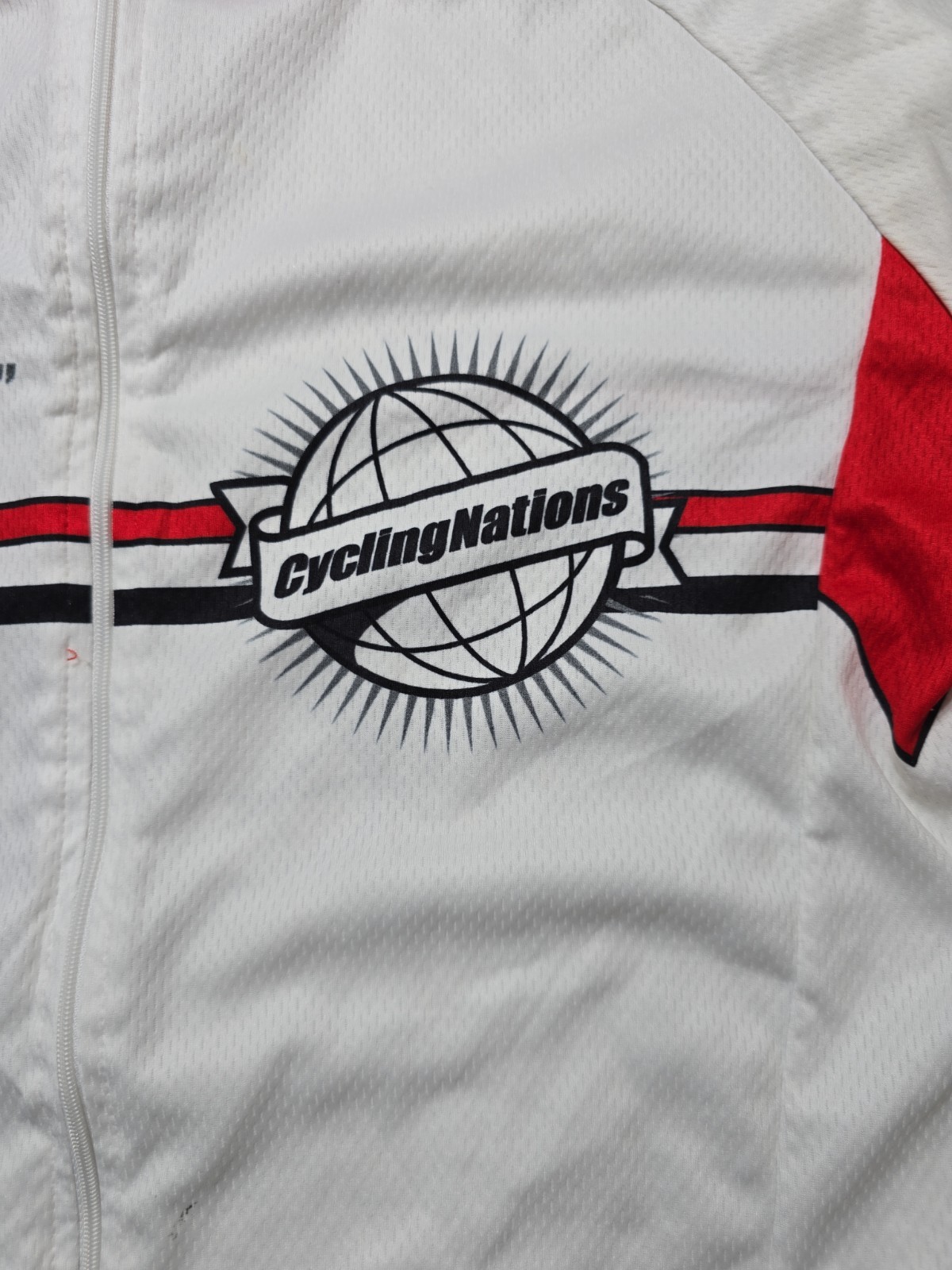 Vermarc Jersey Men’s Cycling Size S Red and White Short Sleeve Full Zip (A3-68)