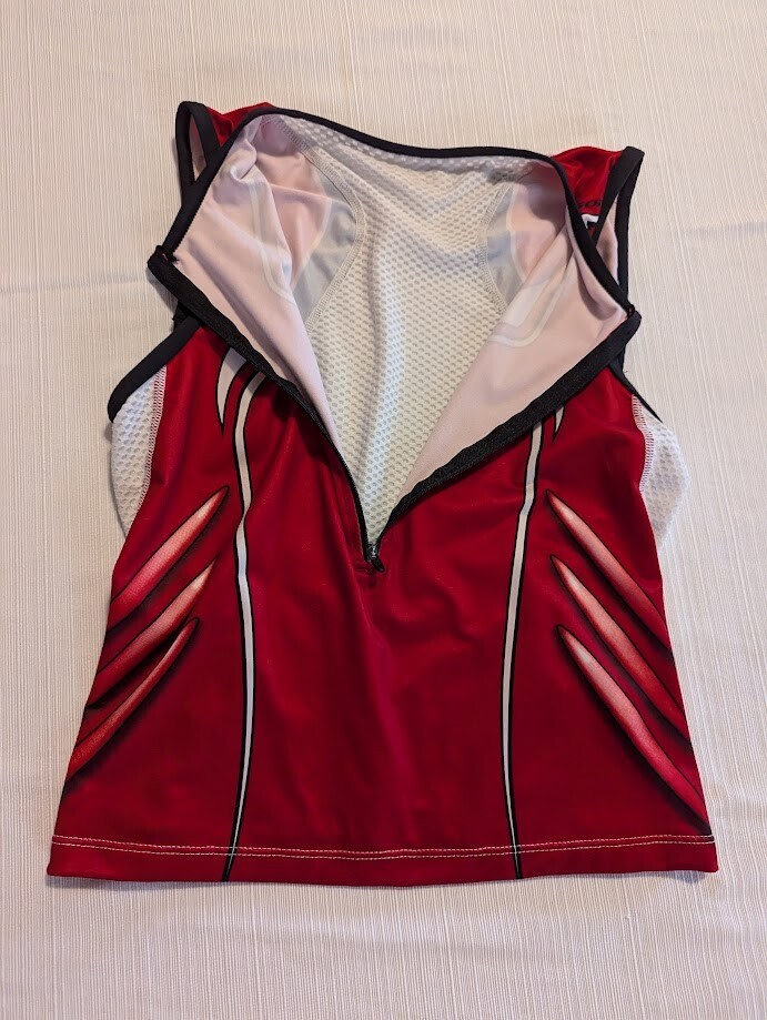 Sugoi Women’s Cycling Jersey Top Medium Half Zip Red White Mesh Sleeveless
