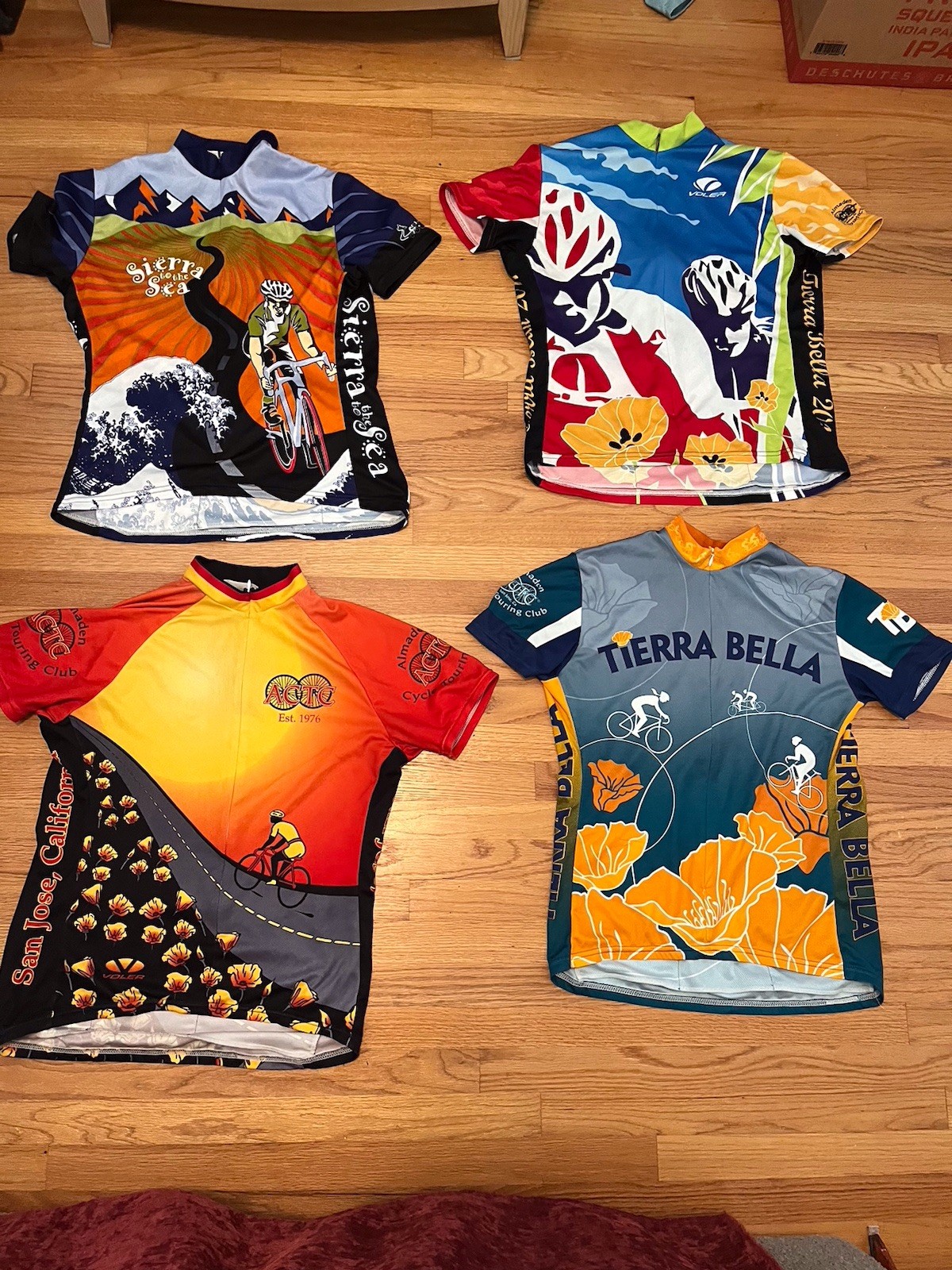 4/FOUR Women’s Cycling Jerseys Size Large Volea Airies Micro Plus Back Pockets
