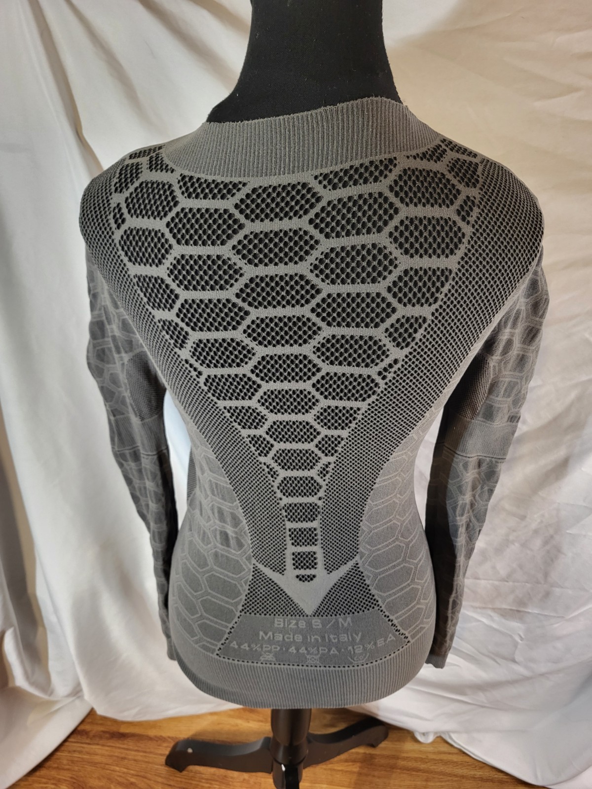 Q36.5 Base Layer 3 Long Sleeve Grey Unisex Medium M/L