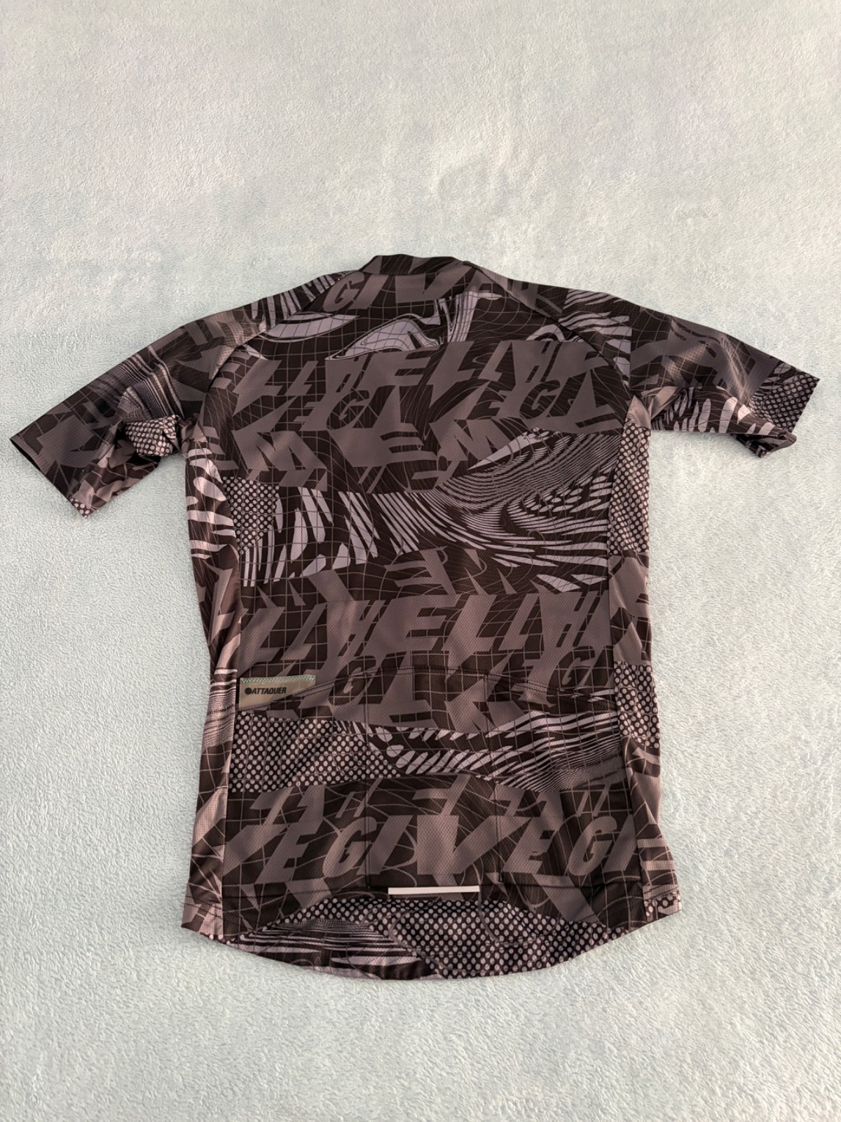 Attaquer Artist Series Graphite Men’s Cycling FULL KIT Jersey (XXL) & Bibs (XL)