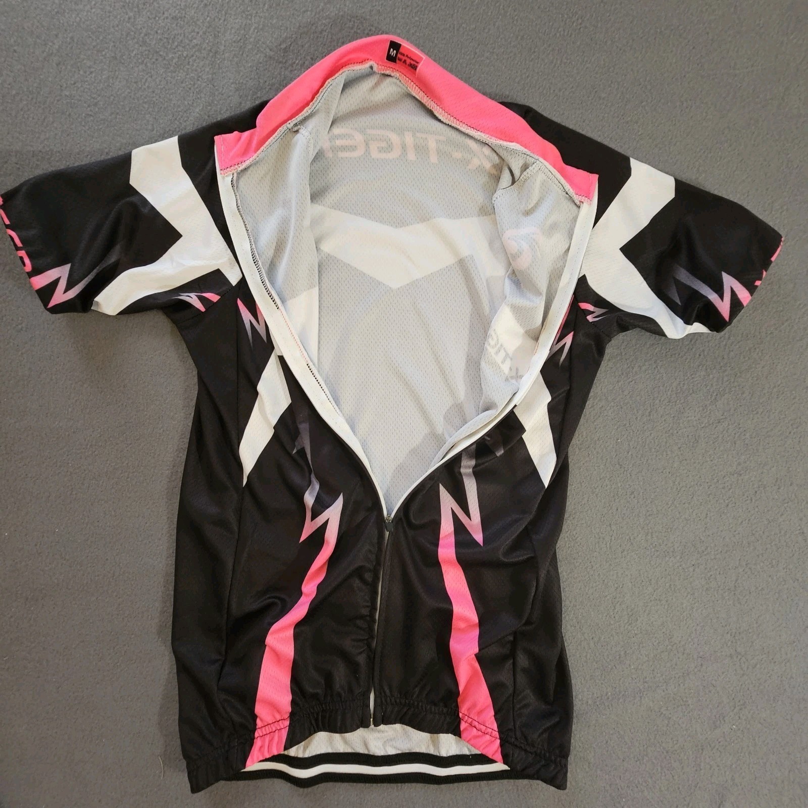X-Tiger Cycling Jersey Woman’s Size Medium Full Zip Short-Sleeve Tagless