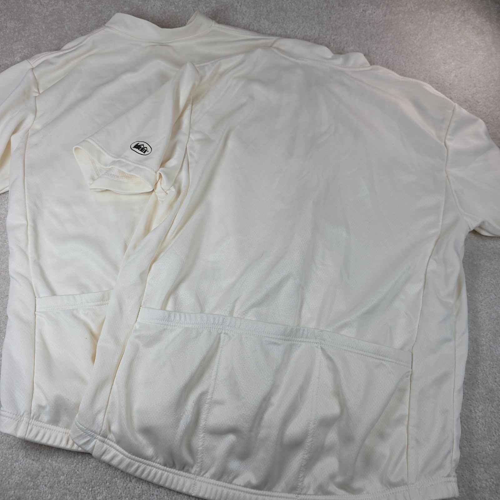 REI Activewear Biking Top Mens M Ivory Cycling Short Sleeve USA Made Lot Of 2