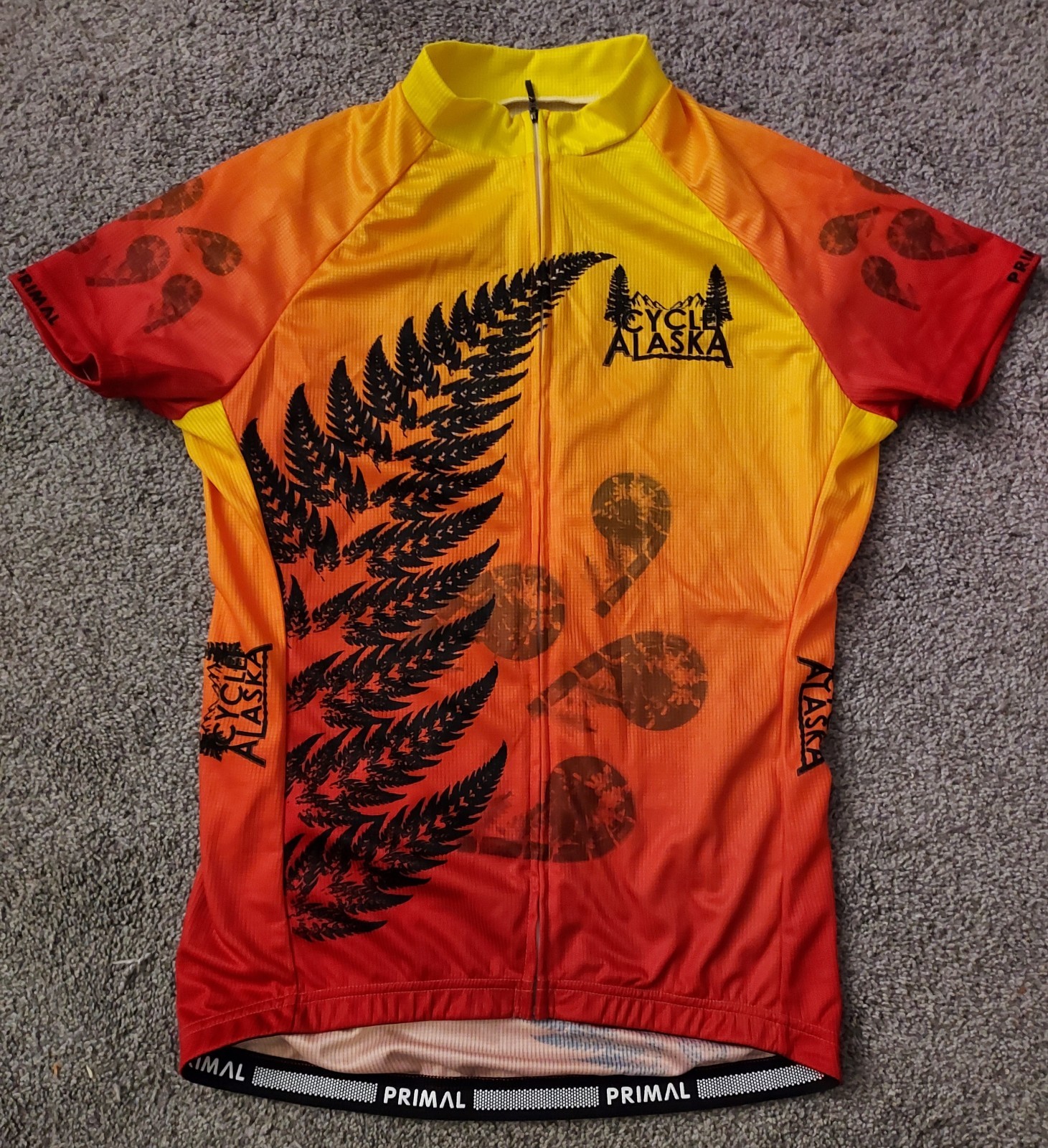 Primal Cycle Alaska Women’s Race Cut Jersey Medium 3 Pockets