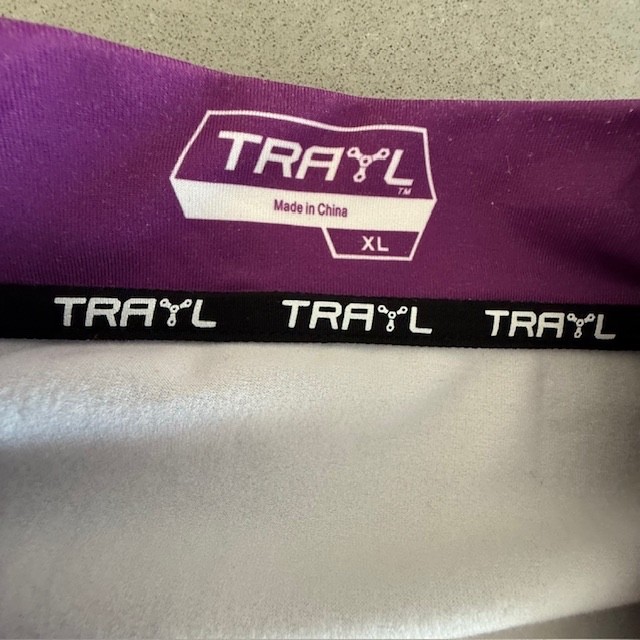 Woman’s TRAYL Long Sleeve Road Jersey Full Zip with Pockets XL