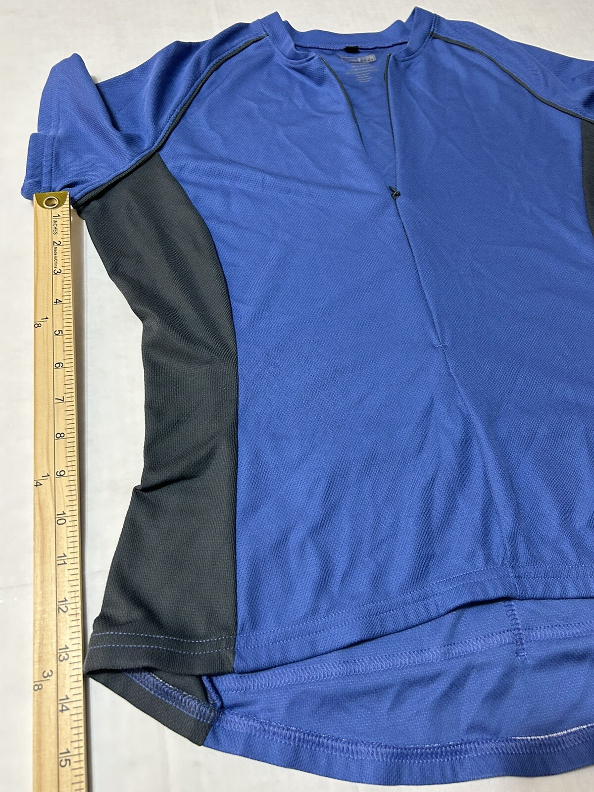 REI Woman’s Large Cycling Short Sleeve Shirt