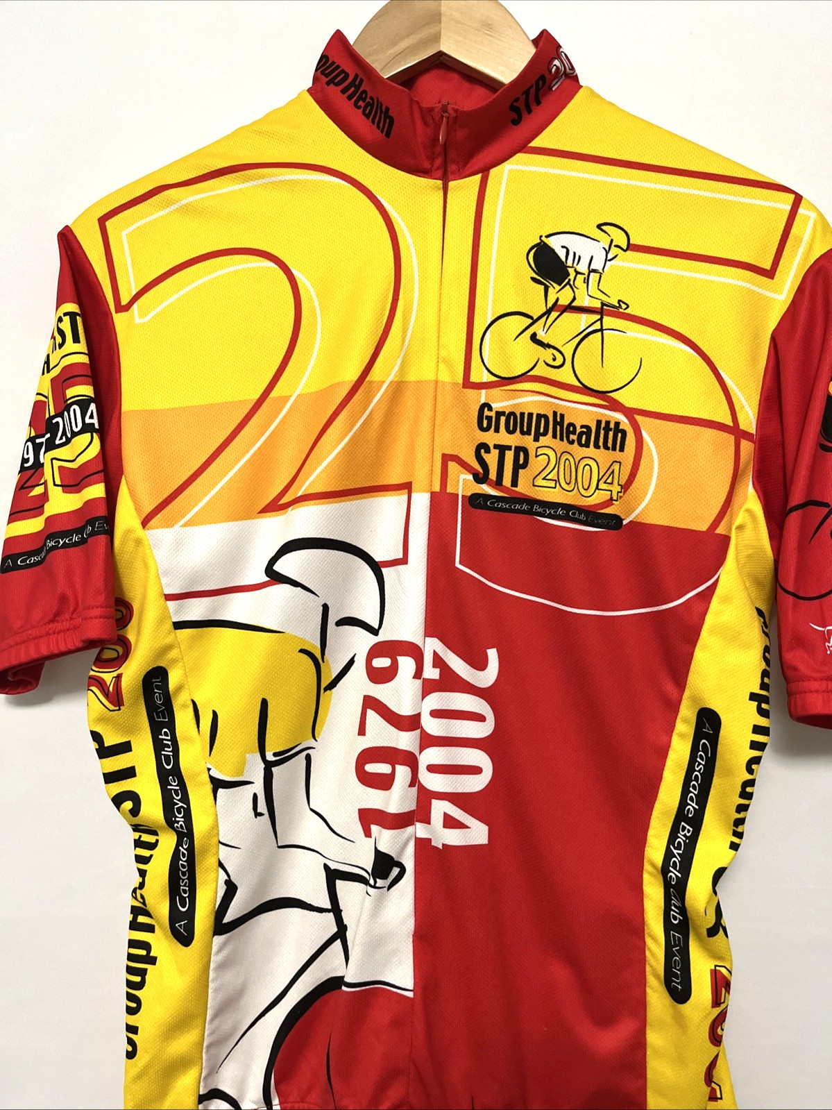 STP Seattle to Portland Cycling Jersey 2004 Adult sz 4 Yellow Red 3/4 Zip VTG