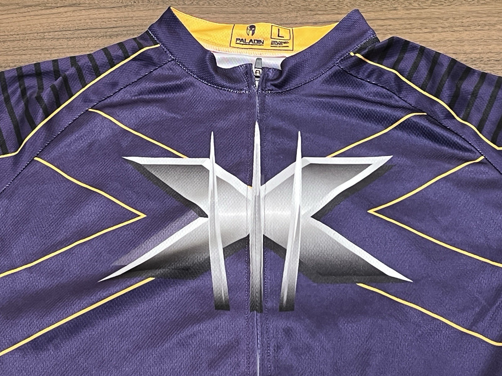 Wolverine (X-Men) Men’s Purple Long-Sleeve Full-Zip Cycling Paladin Jersey Large