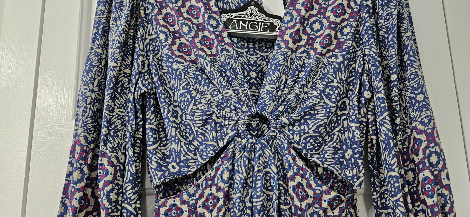ANGIE Women’s Long Sleeve, Blue Multi, Cut-Outs Casual Dress Medium NWT (74)