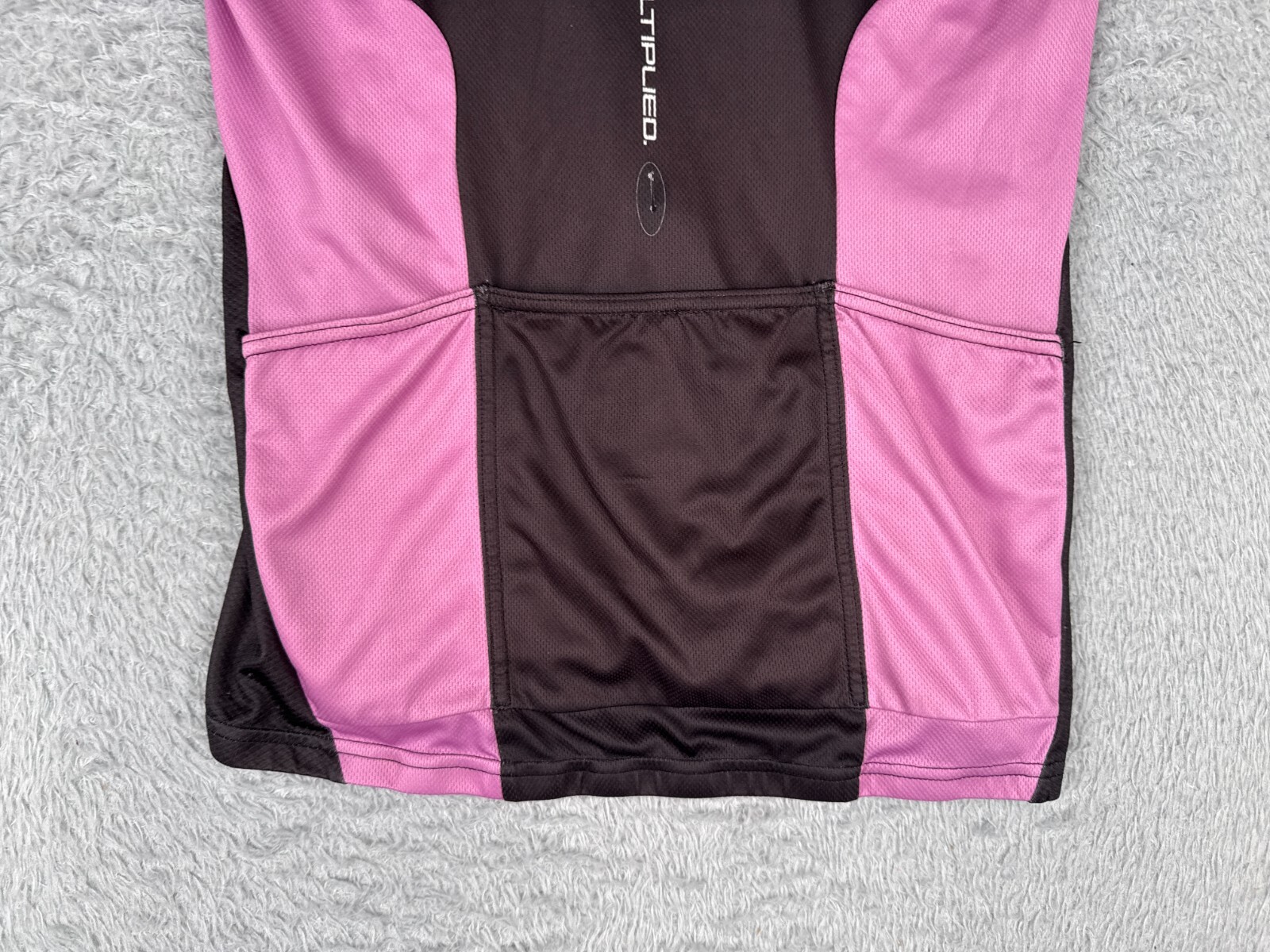 2XU Cycling Jersey Womens Medium Pink Black 1/2 Zip Short Sleeve 100% Polyester