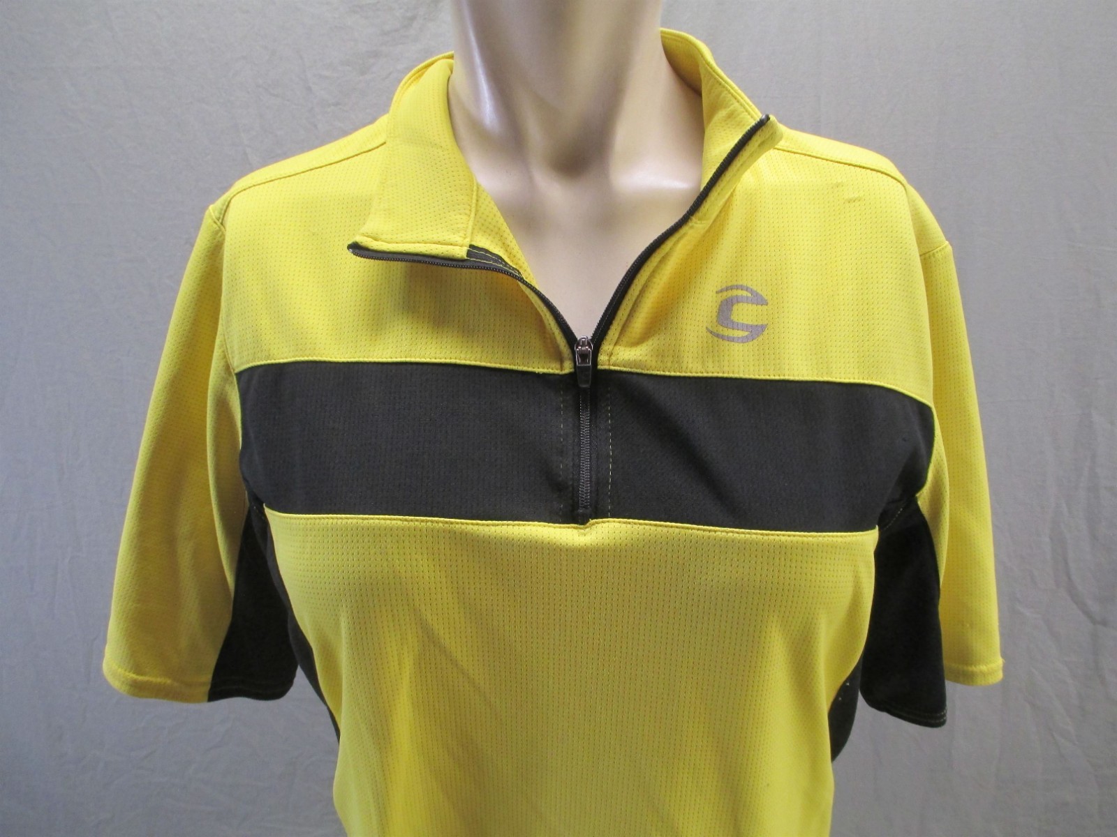 Cannondale Size M Mens Yellow Cycling Compression 1/4 Zip Logo Athletic Top 611