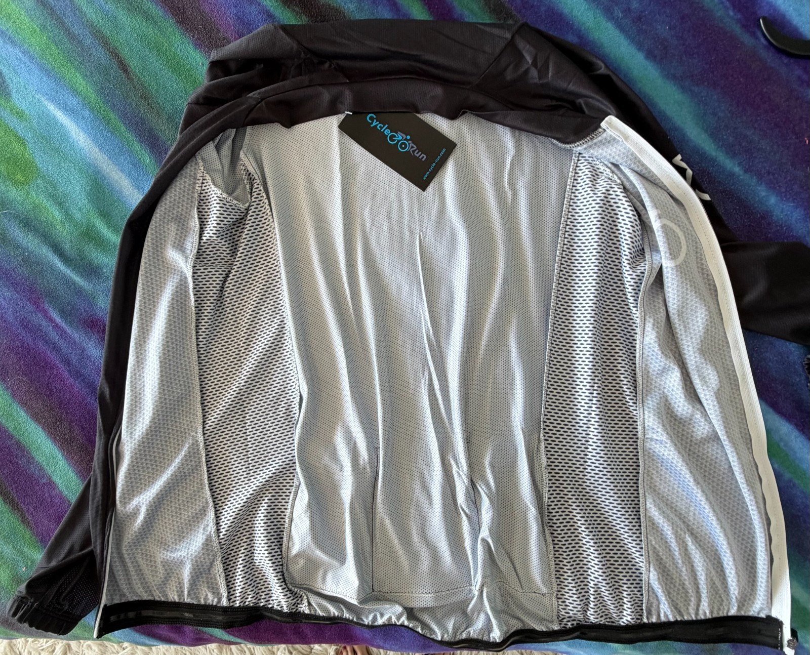 Cycle-Run, Long sleeve cycling jersey L, Rear waist pockets, NEW with tags Black