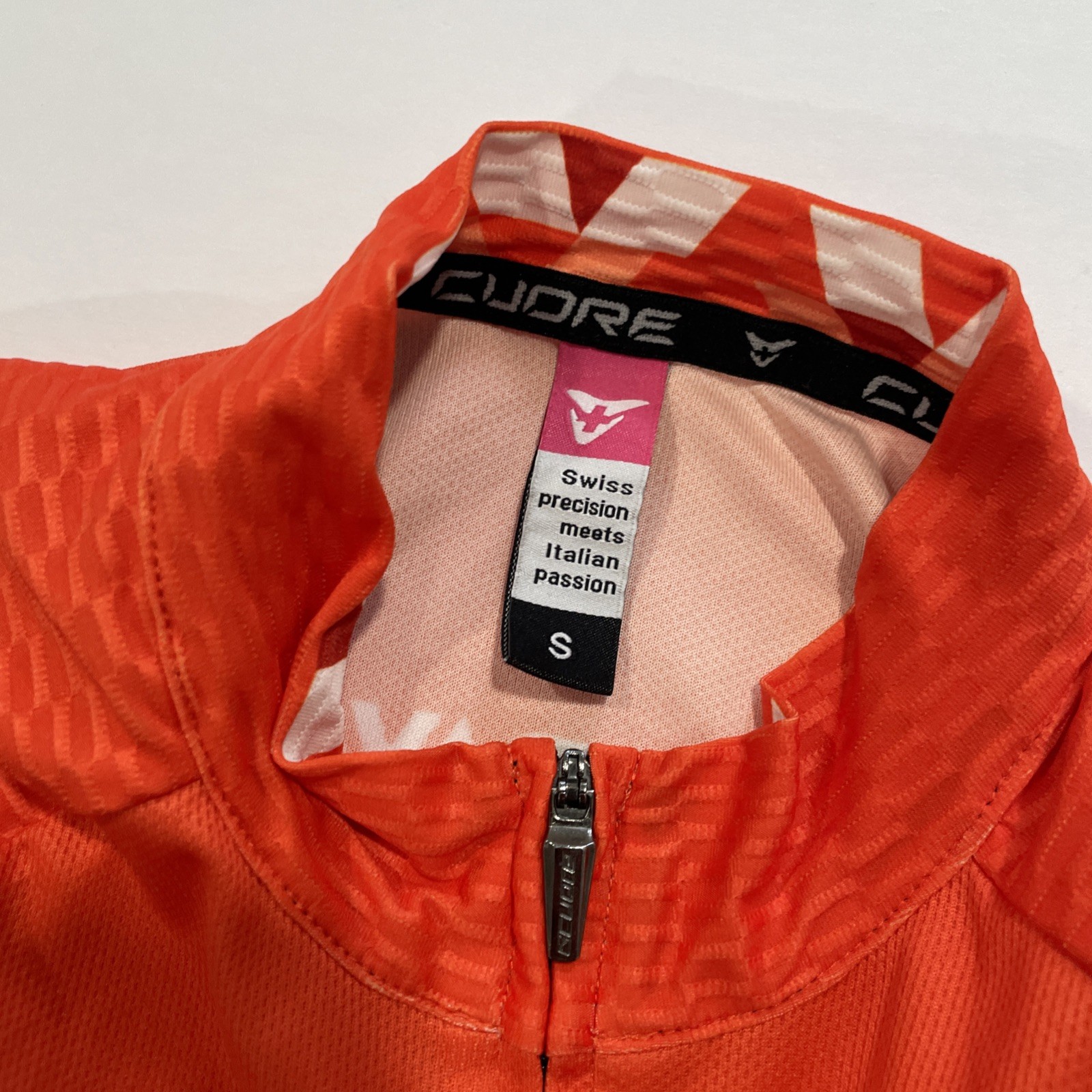 very rare Strava cycling jersey by Cuore of Switzerland Size Small Kudos