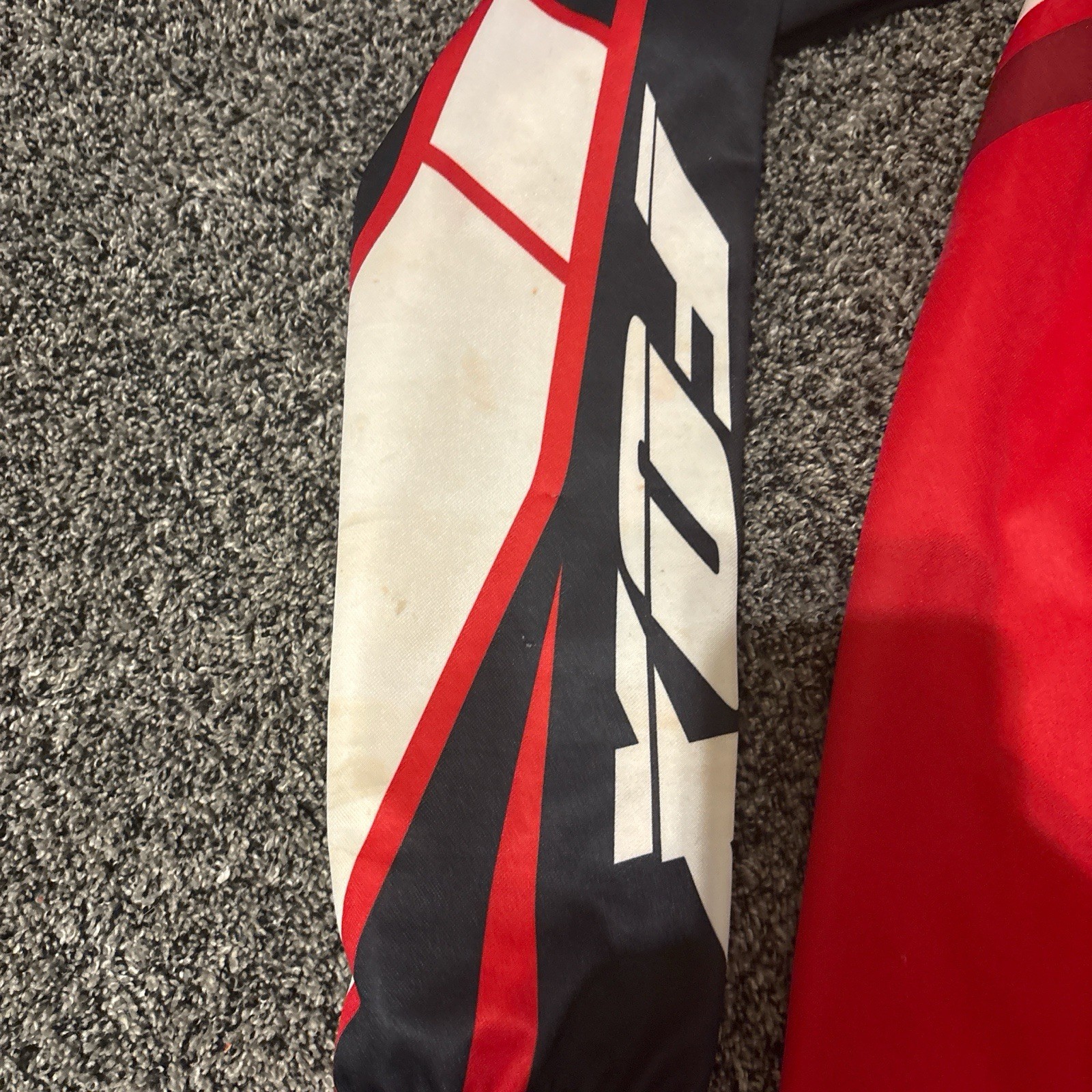 Red White and Black Fox Racing Jersey Size Medium Men’s Long Sleeve
