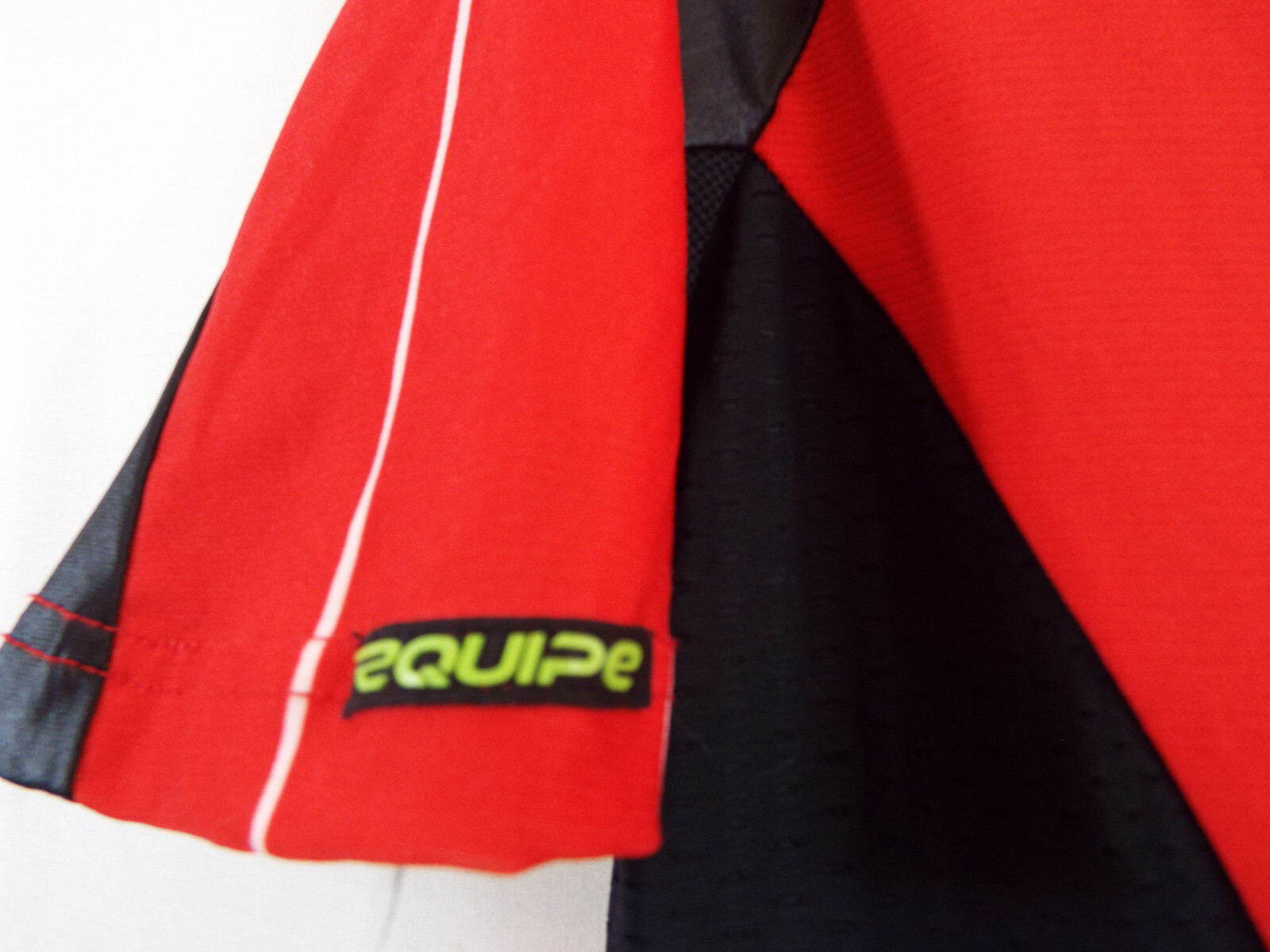 Men’s Endura Equipe Short Sleeve Red and Black Cycling Jersey Size XL