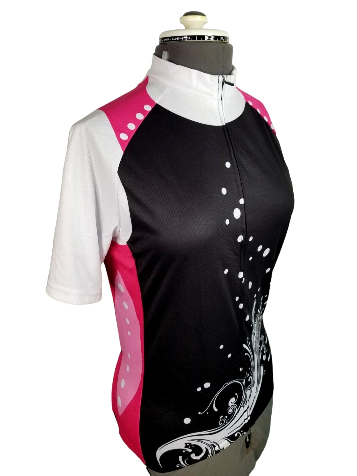 Cycling Coolmax Multicolor Women’s Jersey Size M, PIT TO PIT 21 IN