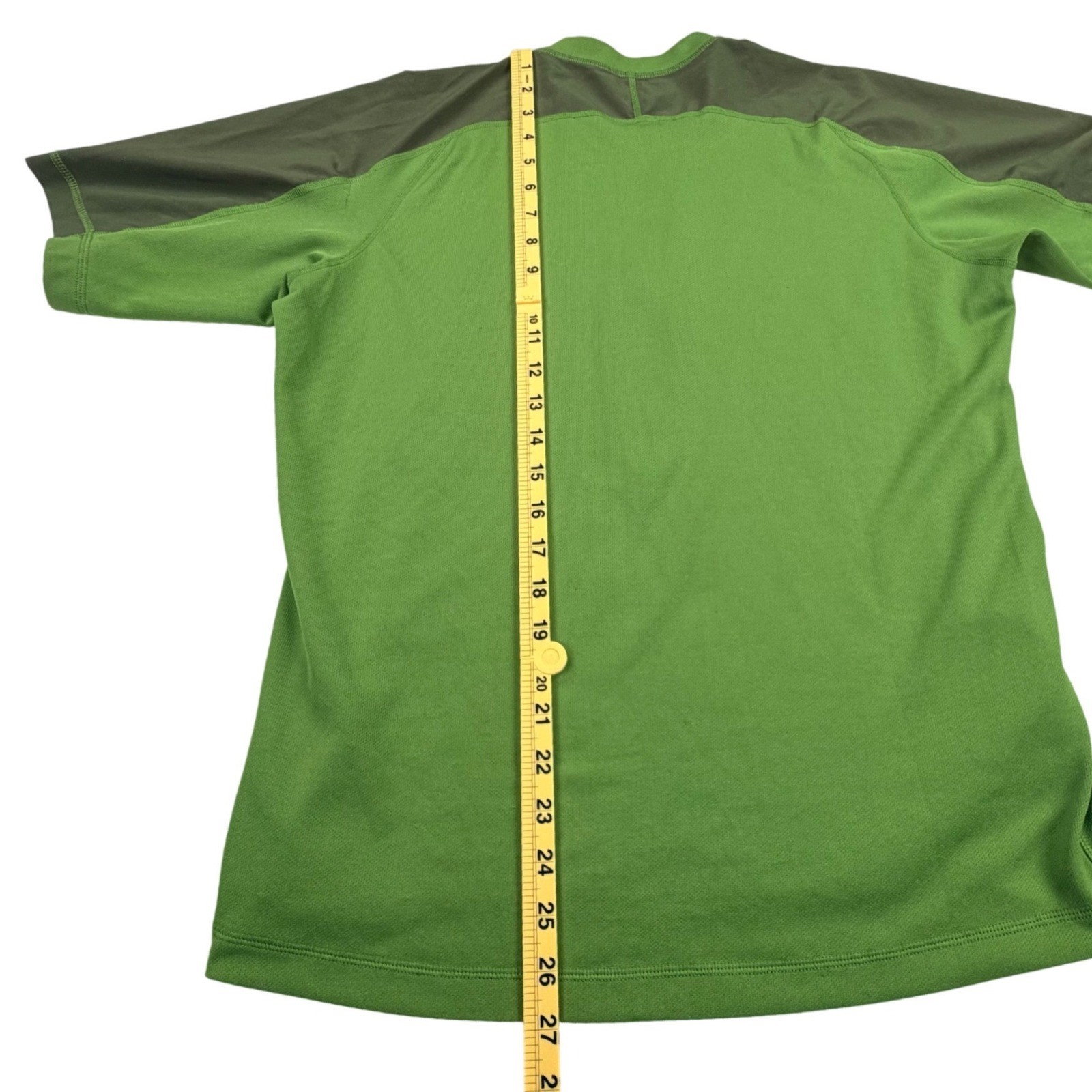 Patagonia 1/4 Zip Jersey Men Medium Green 24335S8 Short Sleeve Athletic