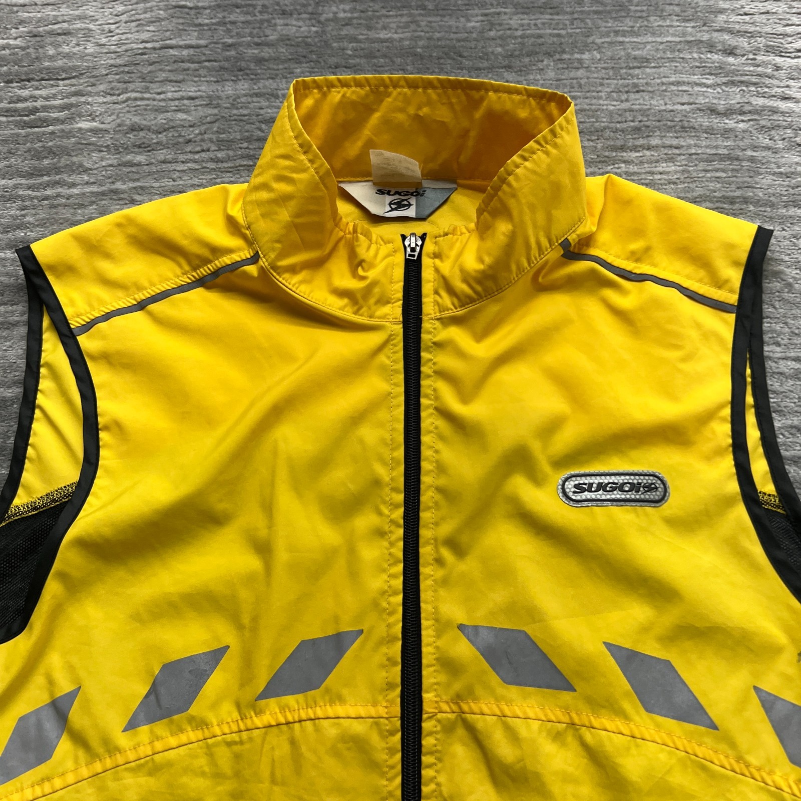 Sugoi Jacket Size L Womens Full Zip Sleeveless Windbreaker Shirt Bicycle Biking