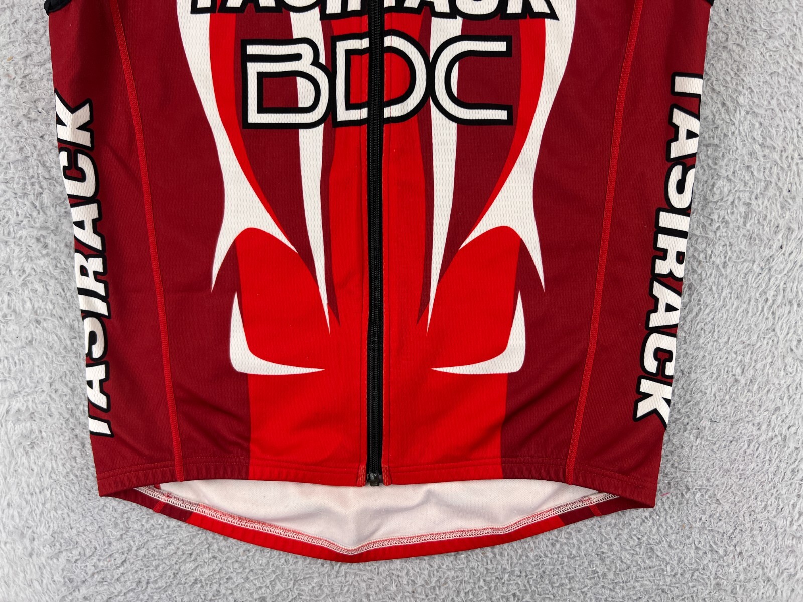 Louis Garneau Cycling Jersey Adult Medium Red Sleeveless Full Zip 100% Polyester