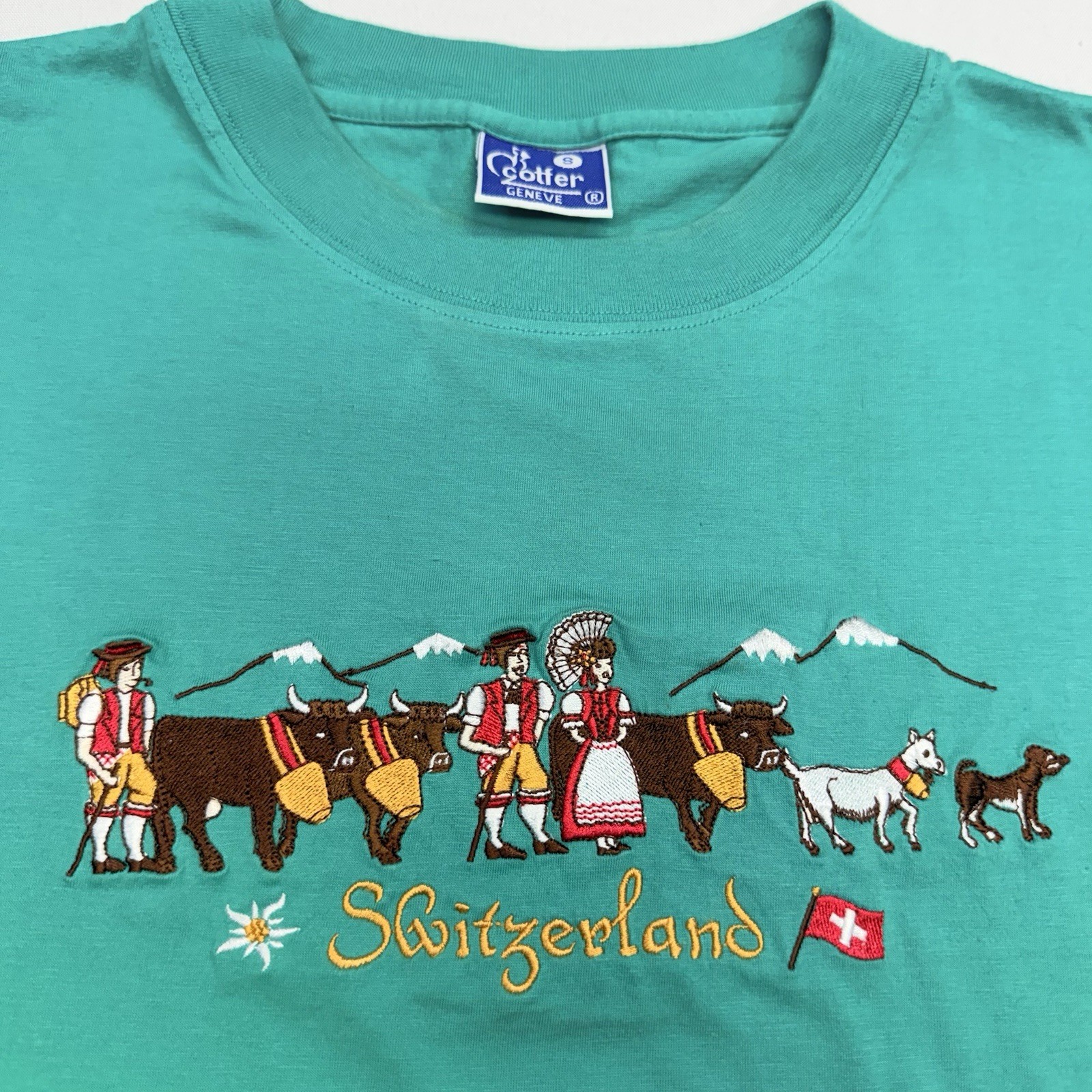 Switzerland T-Shirt Vintage Unisex Small Cows Bell Villagers Mountains Cotfer