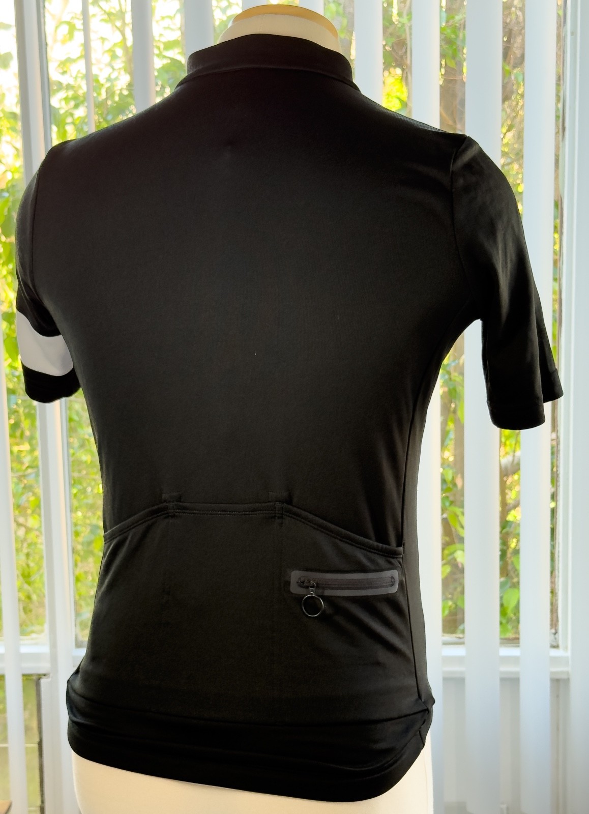 Sleek Mens Rapha Classic Jersey II Wool Blend Sz Small Black w/ Pink