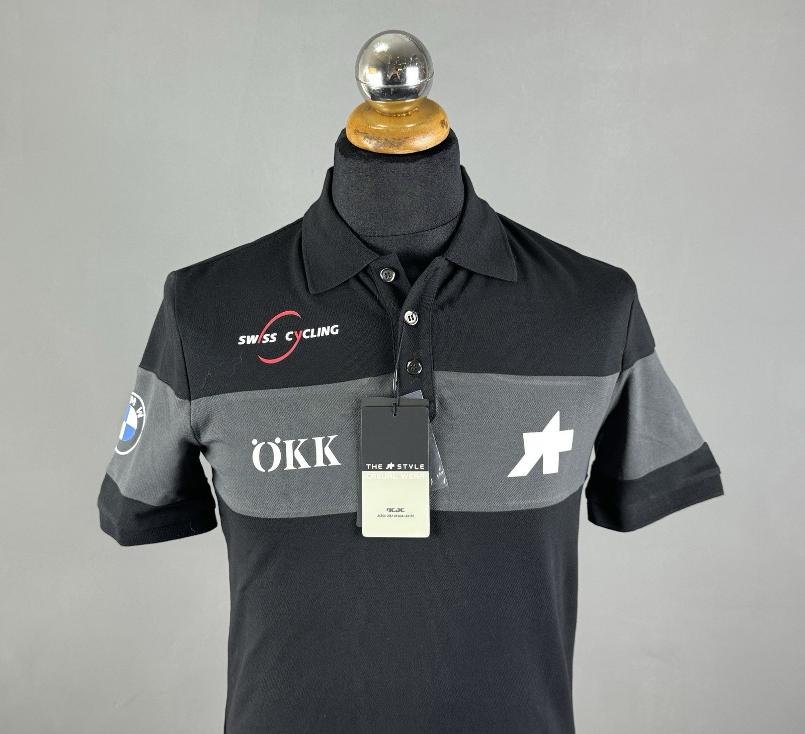 NWT ASSOS SIGNATURE OKK Team BMW Short Sleeve Swiss Cycling Polo Shirt Size S