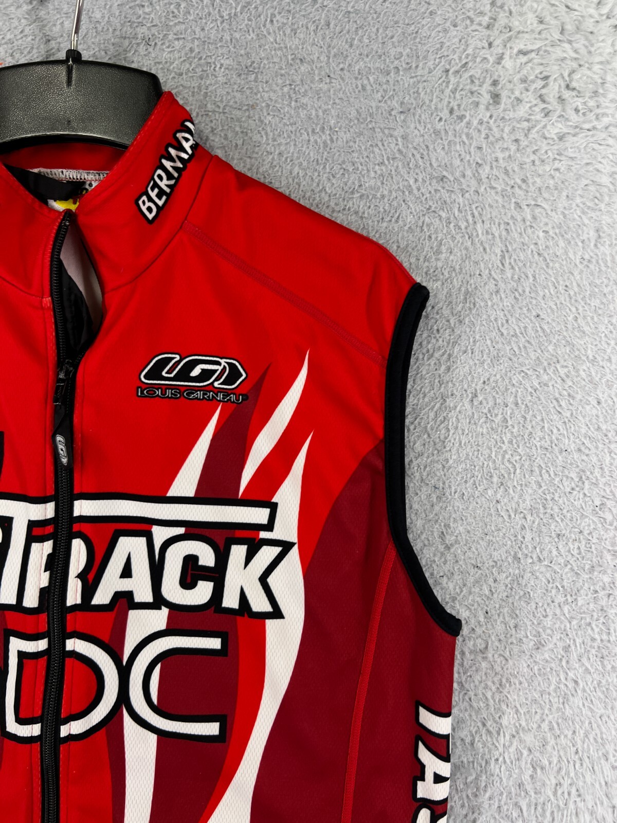 Louis Garneau Cycling Jersey Adult Medium Red Sleeveless Full Zip 100% Polyester