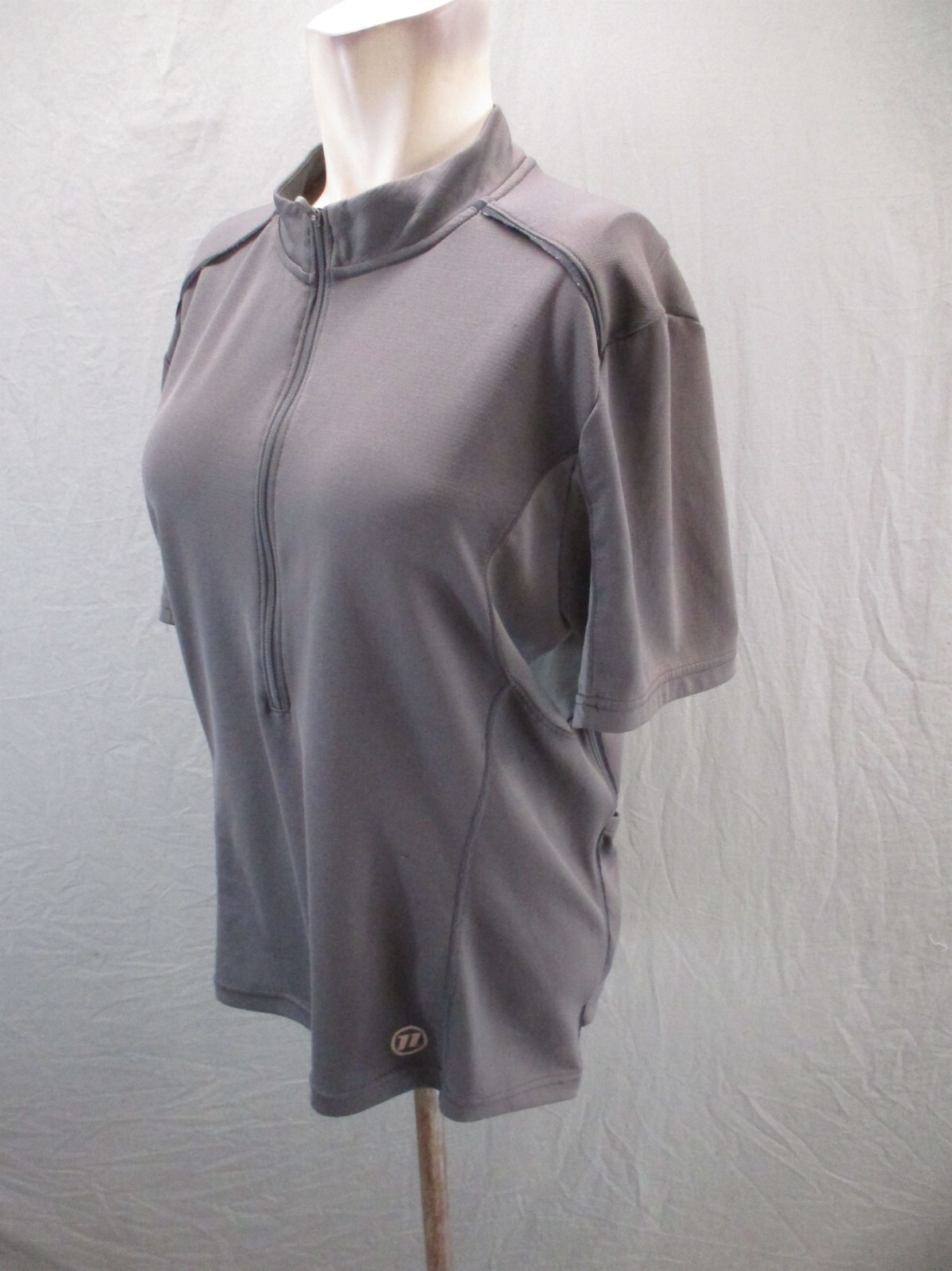 NOVARA Size L Mens 1/2 Zip Pocket Elastic Waist Short Sleeve Cycling Jersey 728
