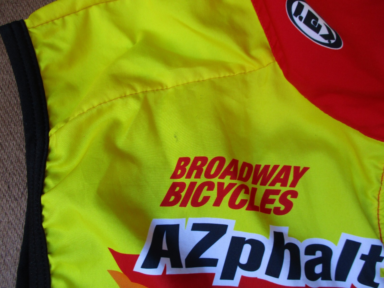 AZphalt Cycling Garneau Sleeveless Hot Weather Jersey, Riding Shirt, 43 chest
