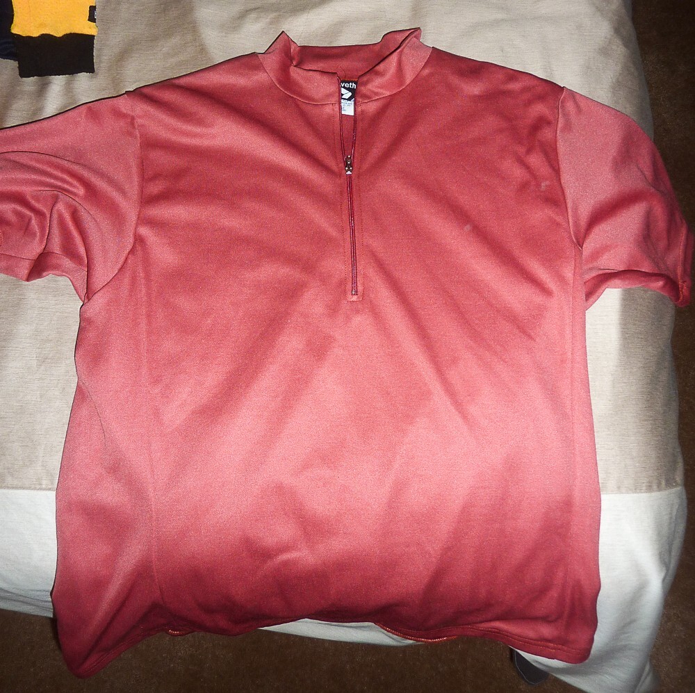 VINTAGE Bellwether Maroon Cycling Jersey Adult size Large
