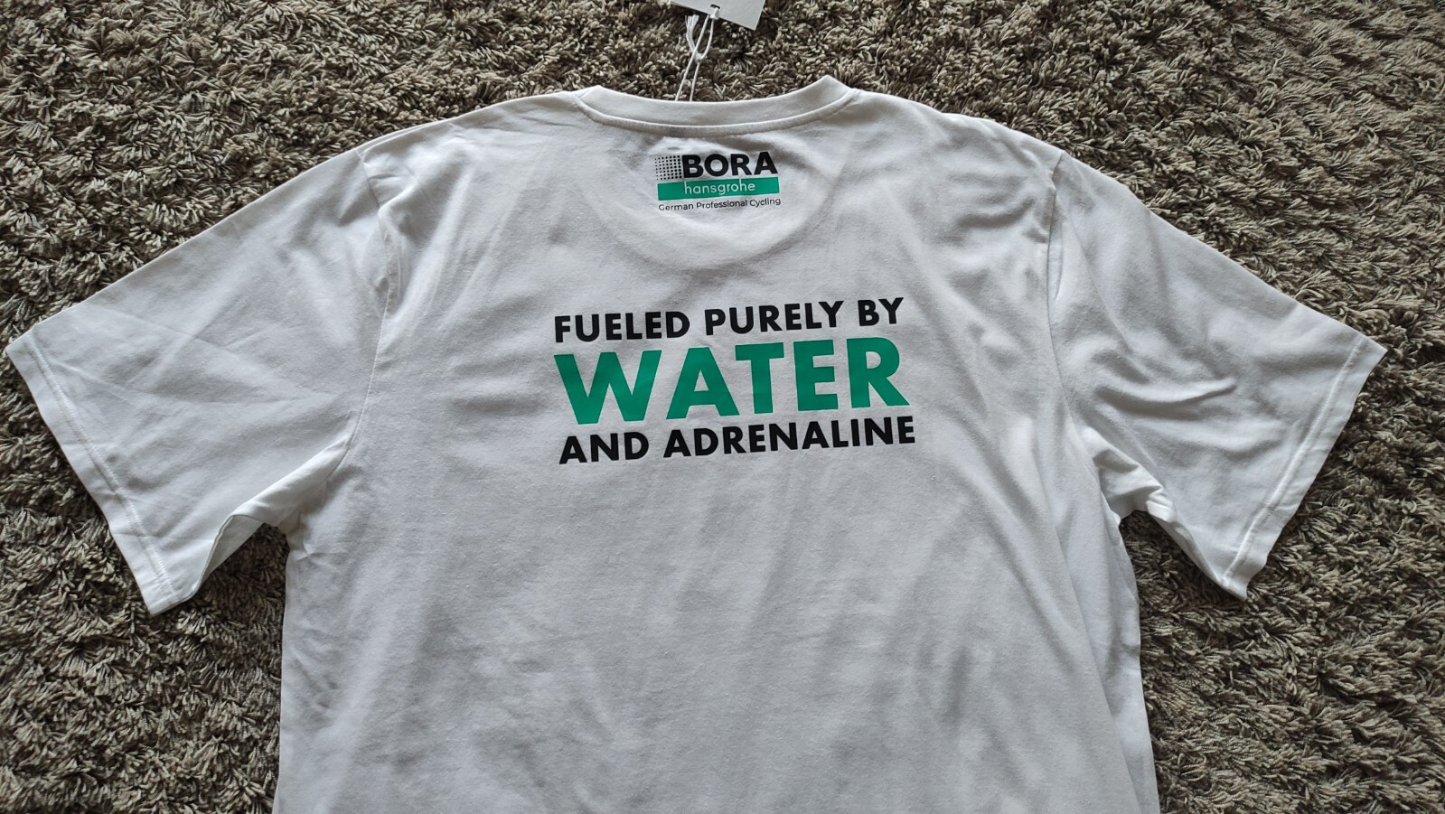 Bora Hansgrohe team Neutral Men’s Short Sleeve 100% Cotton T-Shirt Size:2XL NEW!