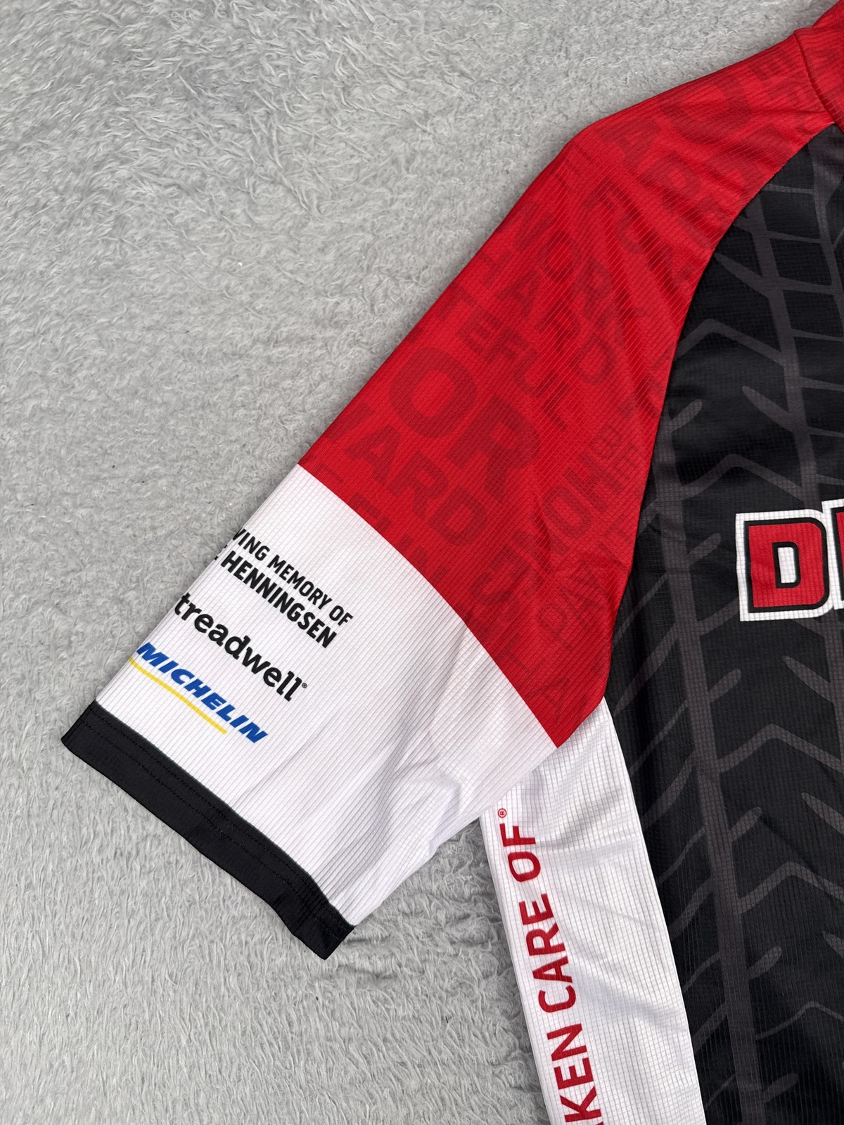 Primal Cycling Jersey Mens XL Black Red Discount Tire Michelin 1/4 Zip Bike