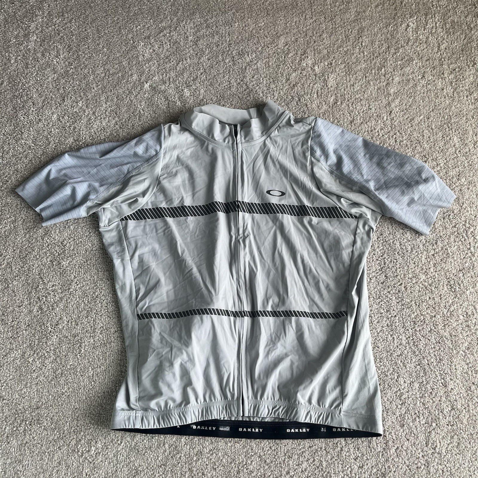 OAKLEY Mens Race Fit Cycling Jersey Size XL NWOT