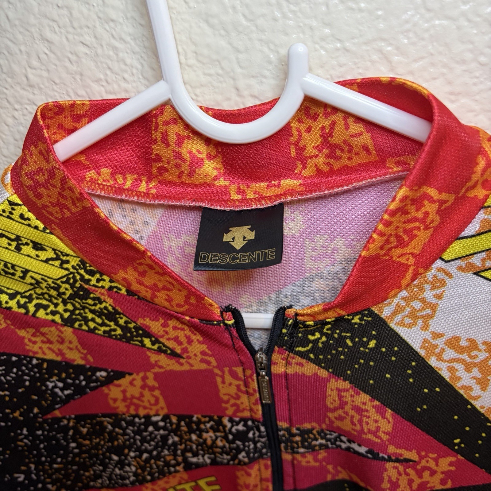Rare Vintage Descente Bike Jersey 2XL Graphic All Over Print Multicolor Retro