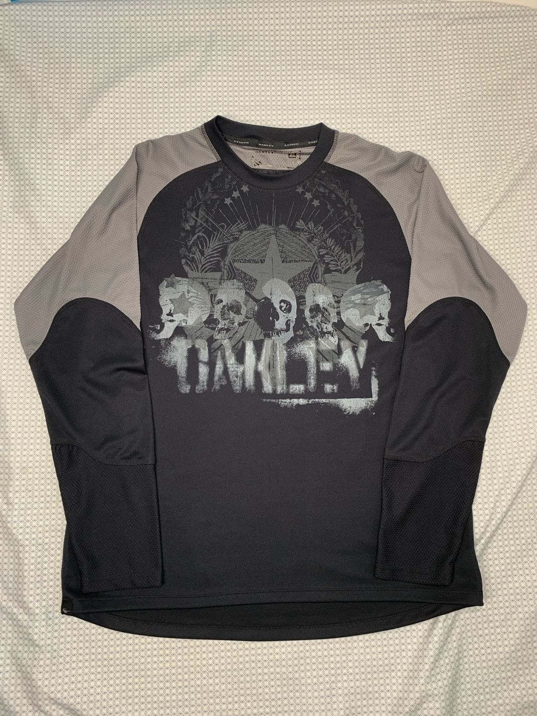 Oakley Factory Pilot Long Sleeve MTB Jersey Skull Graphic