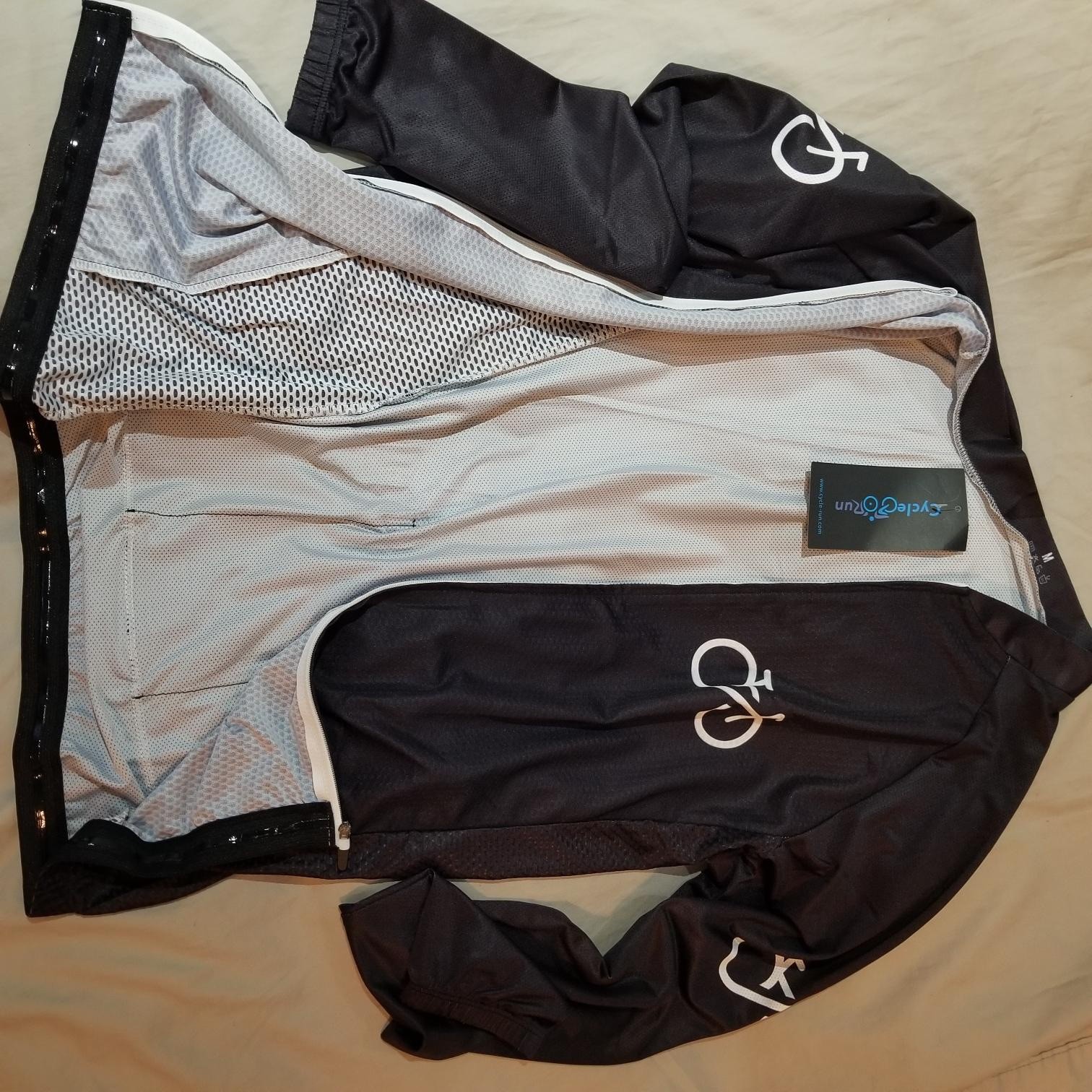Cycle-Run Black Full Zip Long Sleeve 100% Polyester Athletic Cycling Jersey Med