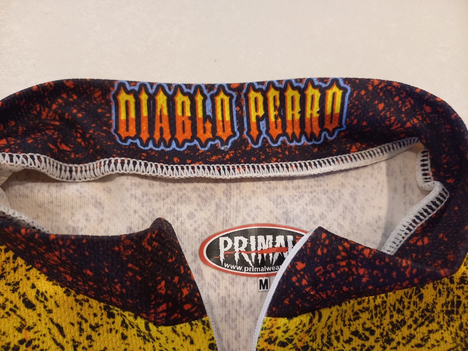 Primal Wear Cycling Jersey Shirt Mens Size M DIABLO PERRO Dog Devil Wolf Loud