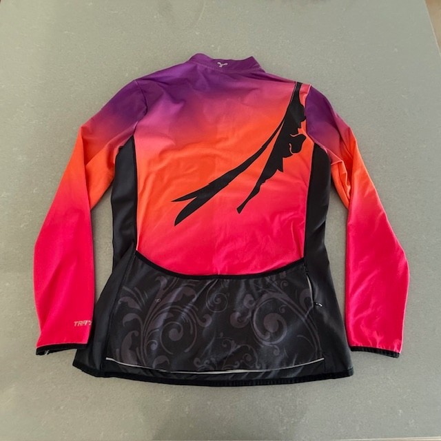 Woman’s TRAYL Long Sleeve Road Jersey Full Zip with Pockets XL