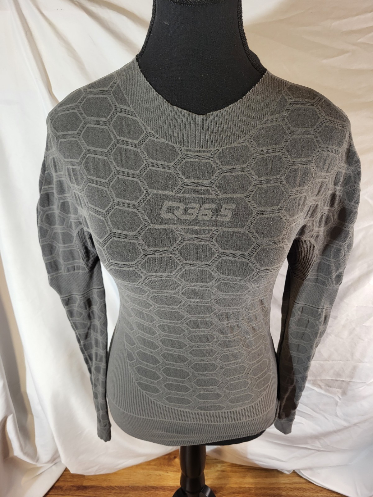 Q36.5 Base Layer 3 Long Sleeve Grey Unisex Medium M/L