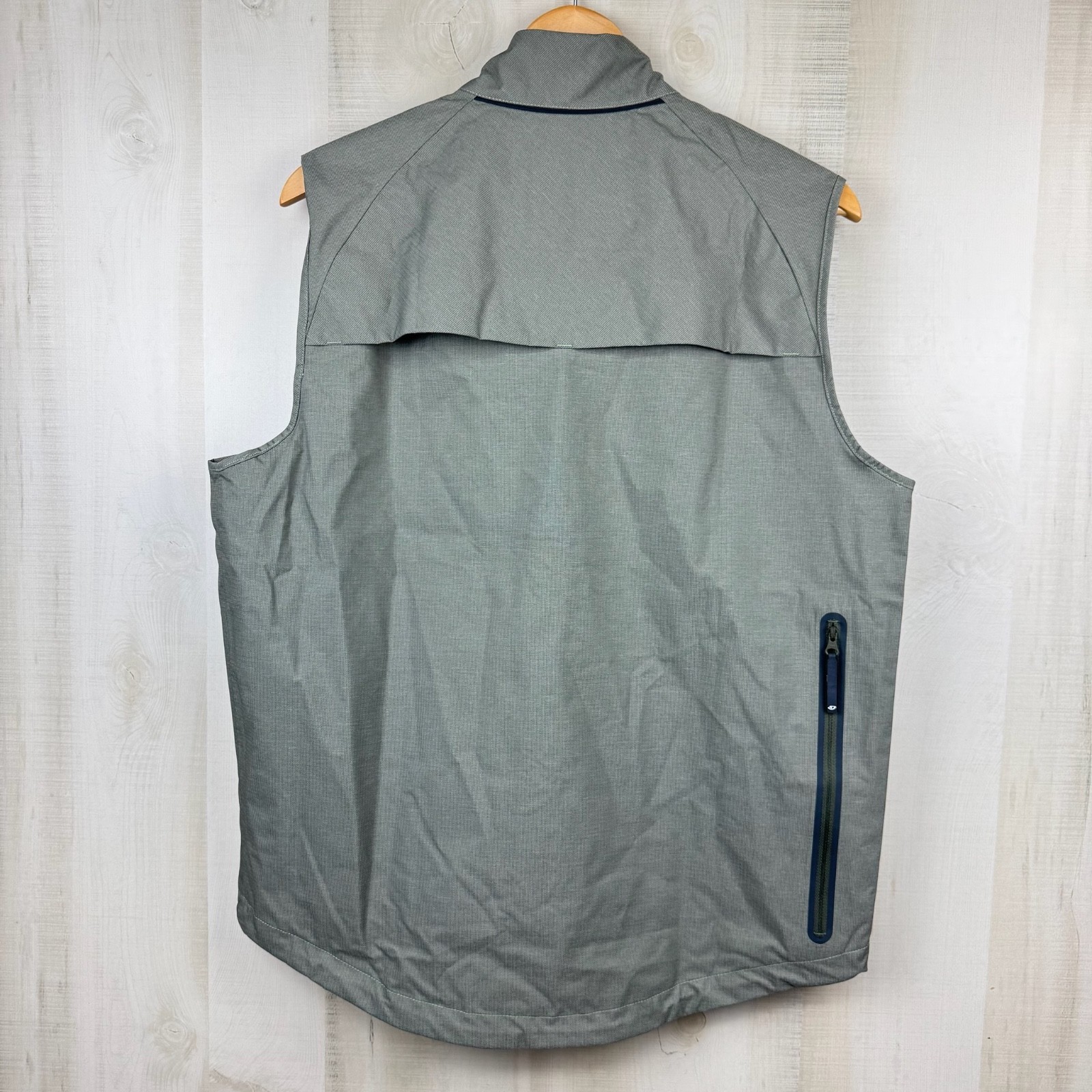 NWT Giro Sport Men’s Wind Cycling Full Zip Vest Pertex Shield Green Clay Large