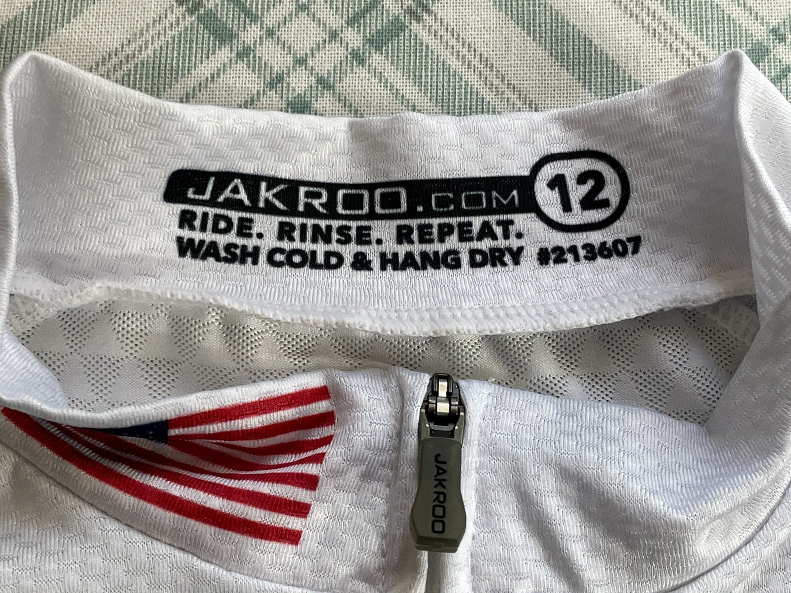 Jakroo 12 Juniors Cycling Development White Jersey Full Zip Unisex Pockets EUC