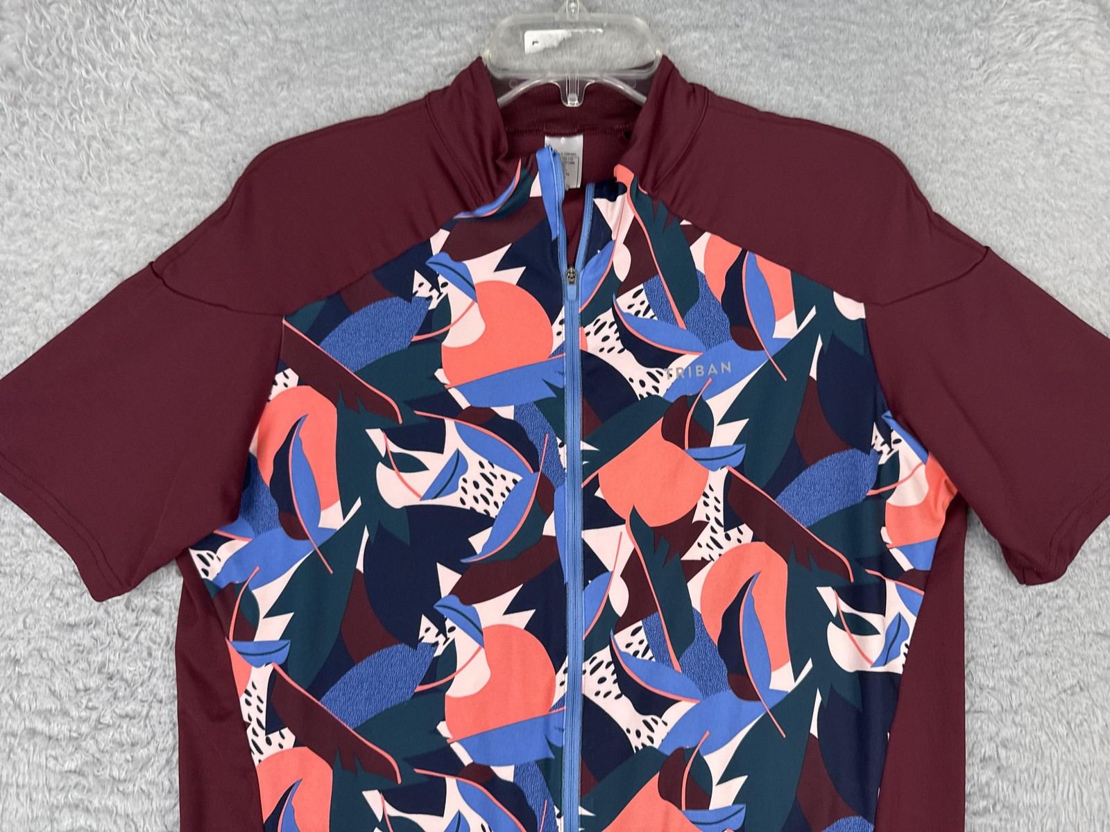 Triban Cycling Jersey Men EURO XL Red Blue Abstract Full Zip Pockets Top Poly
