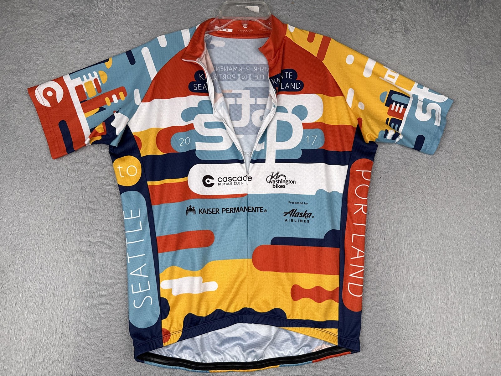 Cascade Cycling Jersey Mens XL Red Yellow Blue STP 2017 1/2 Zip Pockets Bike
