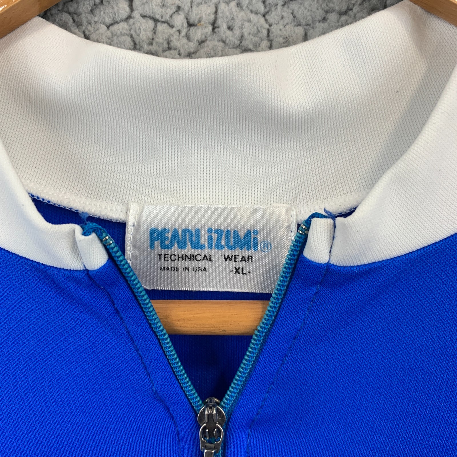 VTG 90s Pearl Izumi Cycling Jersey Men’s XL Blue White Shoulder Logo 1/4 Zip USA