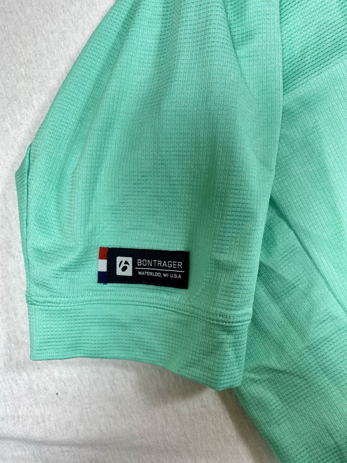 Bontrager Circuit Men’s Cycling Jersey L Fitted Full Zip Pockets Mint Green