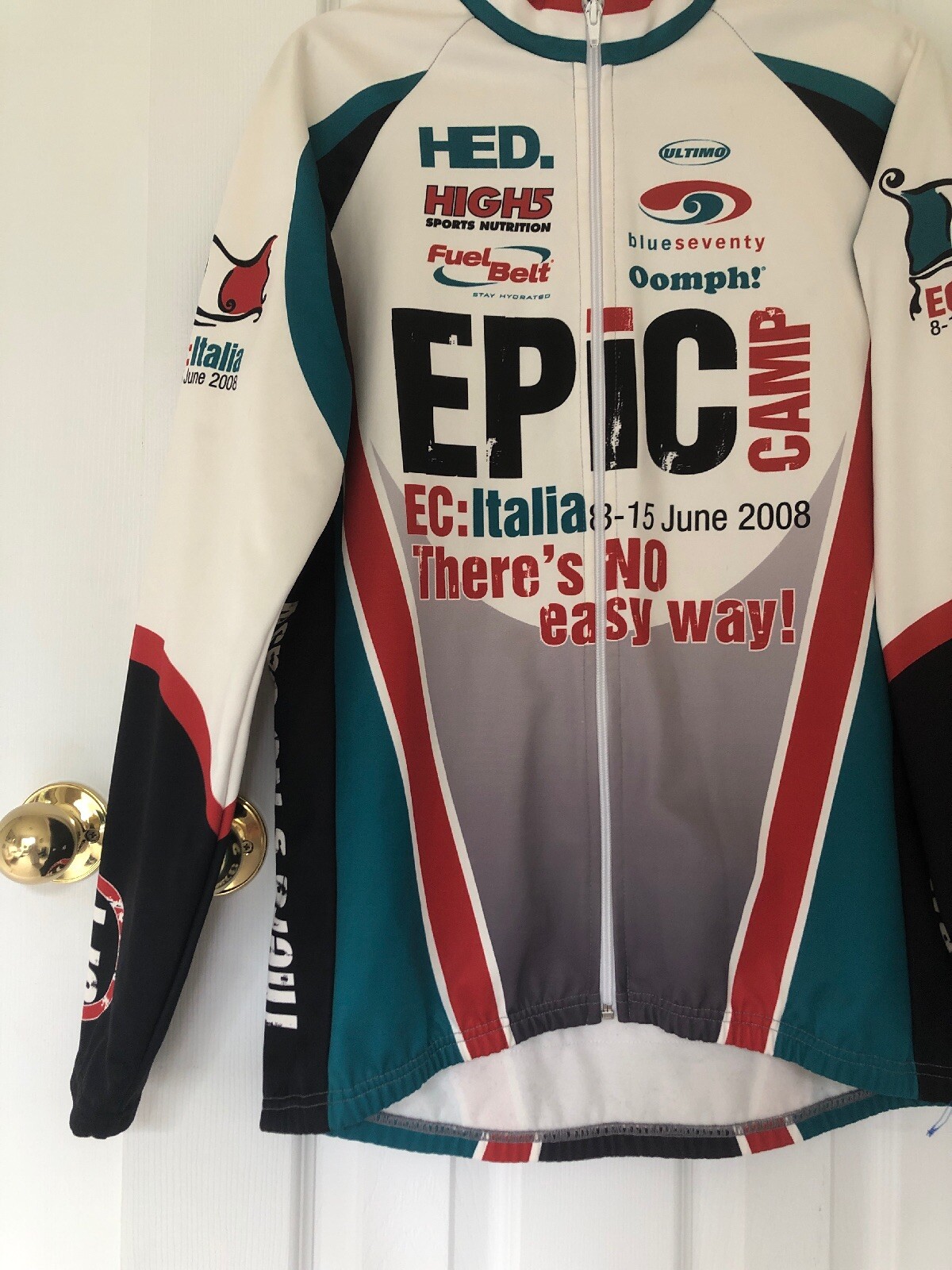 Ultimo rare vintage long sleeve cycling jacket size (M) epic Italia 2008
