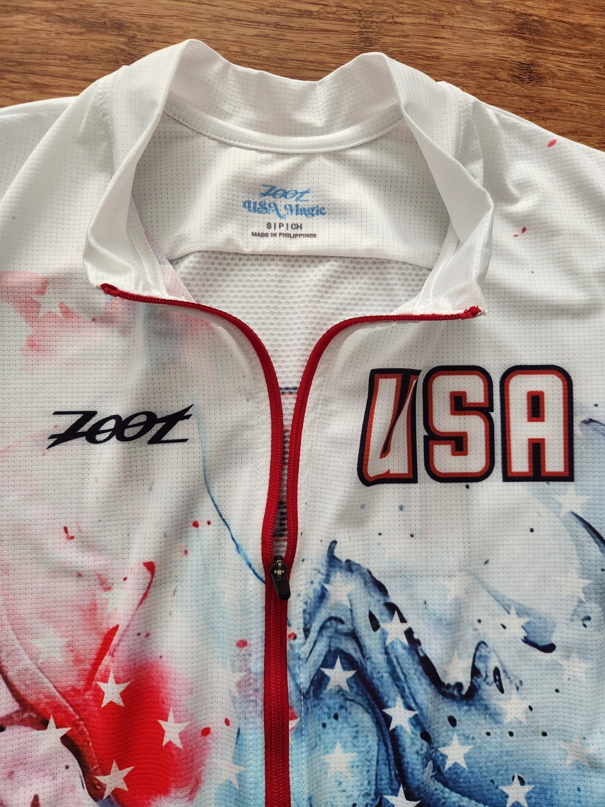 Zoot Women’s USA Magic Red White & Blue Cycling Biking Jersey Full Zip, Small