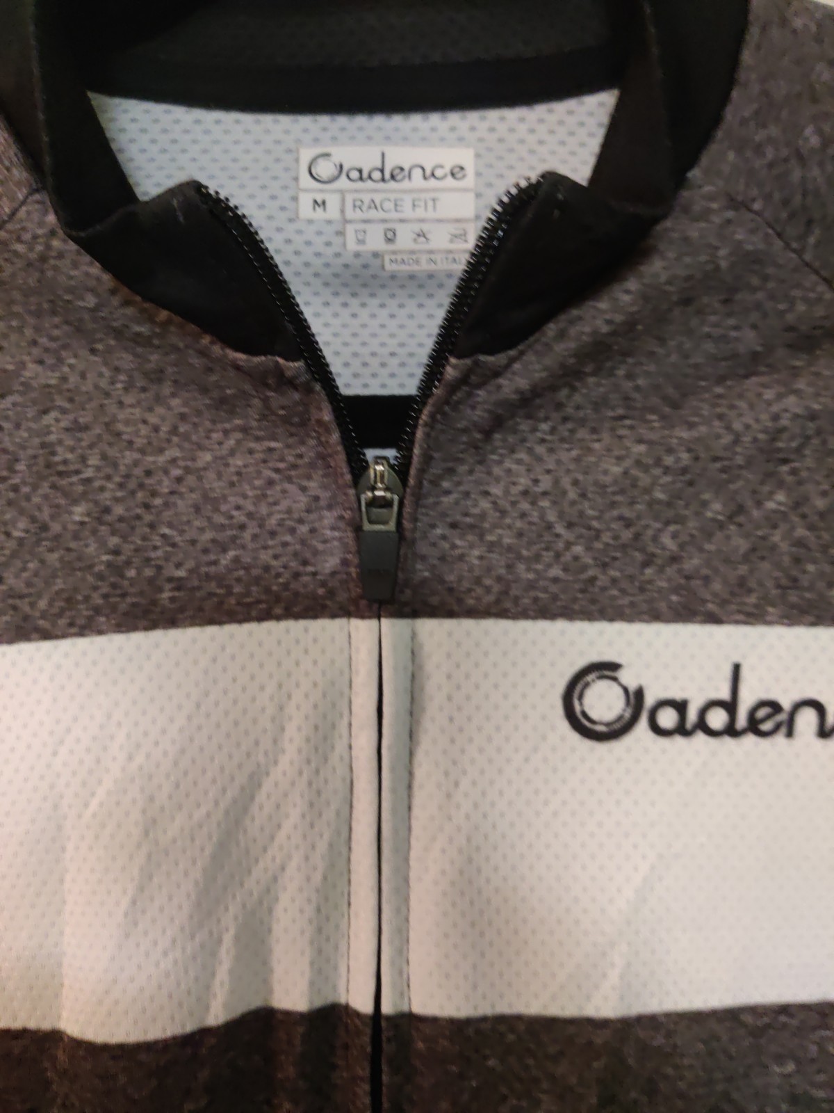 Cadence Race Fit Cycling Jersey Gray White Full Zip Lightweight Size Medium